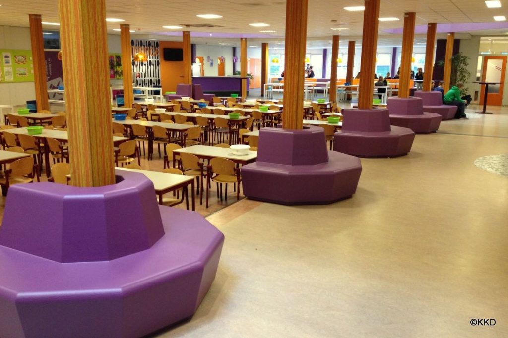 Schoolmeubilair, foto 3